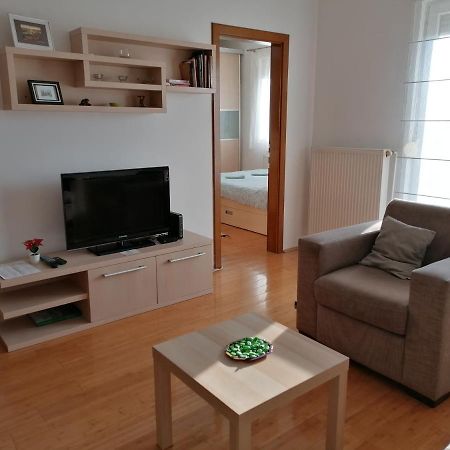 Apartman Breza Kruševac Kültér fotó