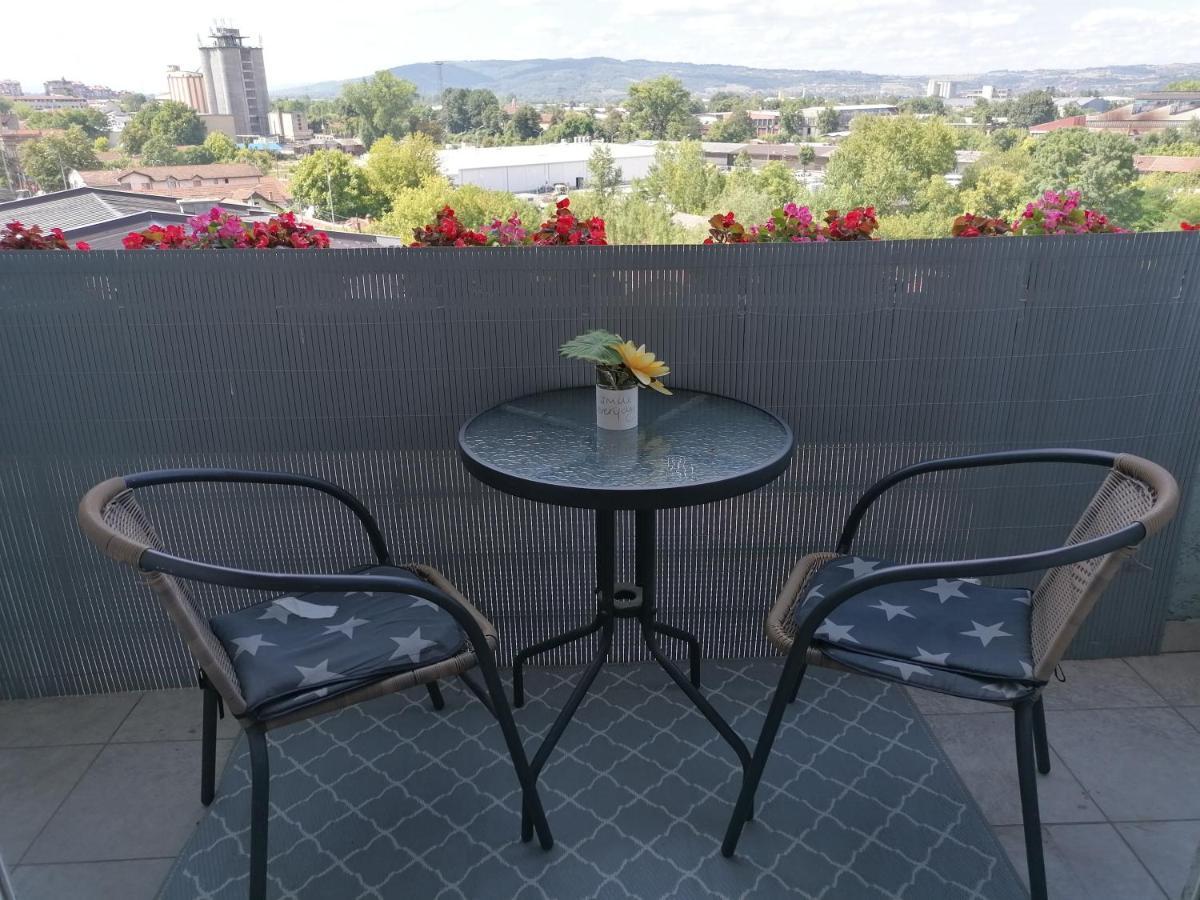 Apartman Breza Kruševac Kültér fotó